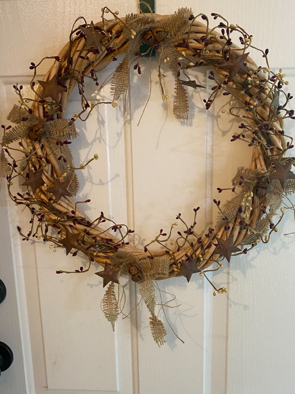 Rustic Burlap Star & Berry wreath